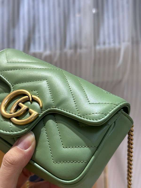 GUI - Luxurious Totes - 320