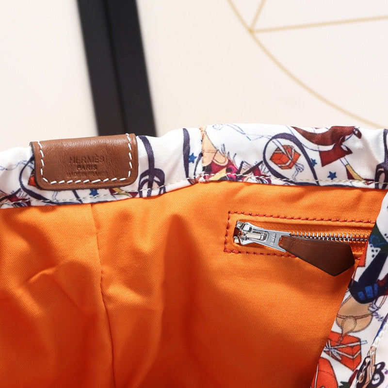 Luxurious Totes - Latest - 6731