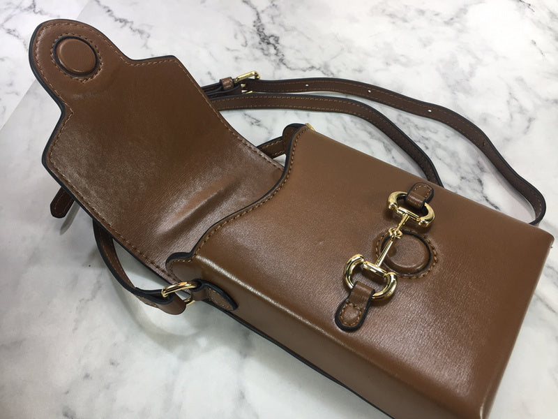 GUI - Luxurious Totes - 1099