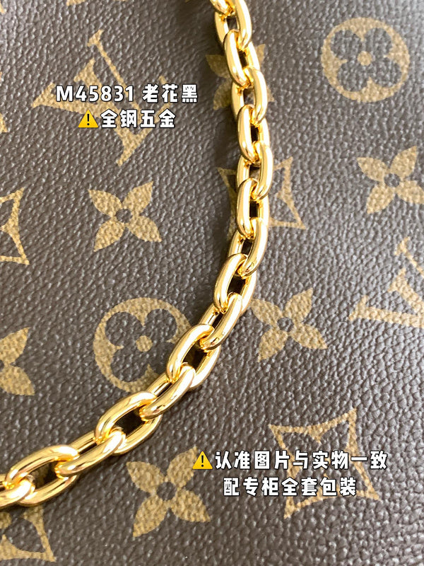 LOV - Luxurious Totes - 1702