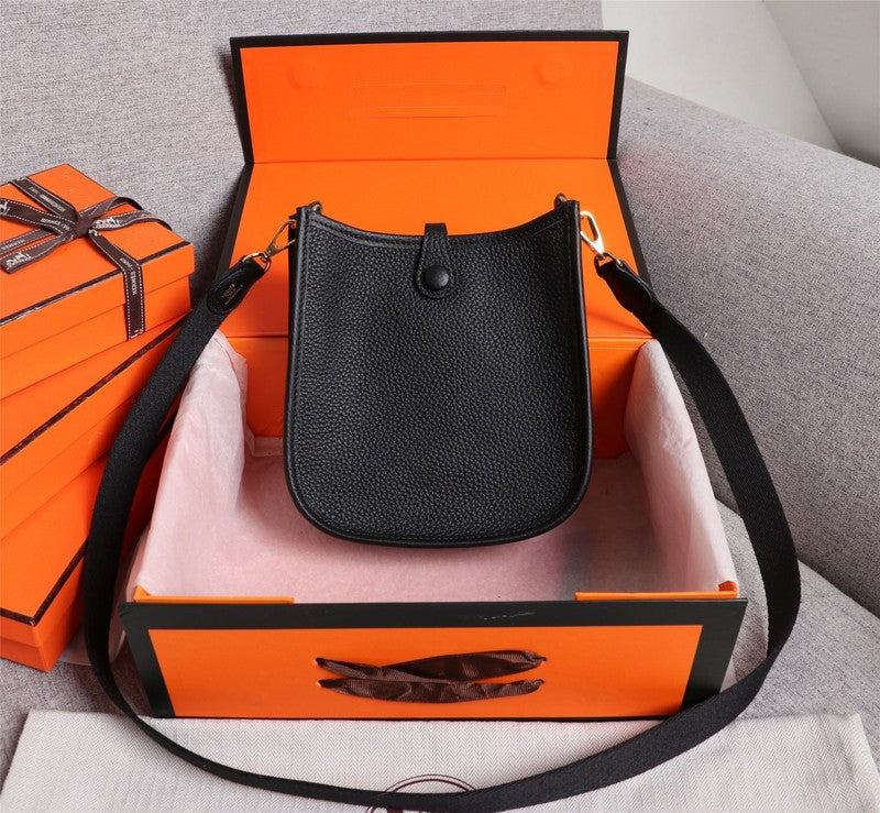 HMS - Luxurious Totes - 072