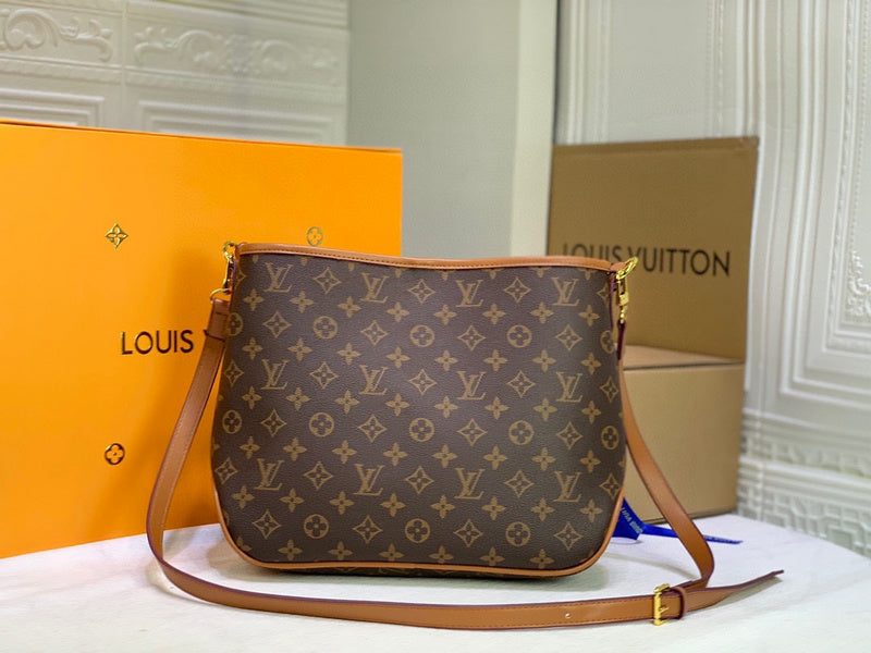 LOV - Luxurious Totes - 2351