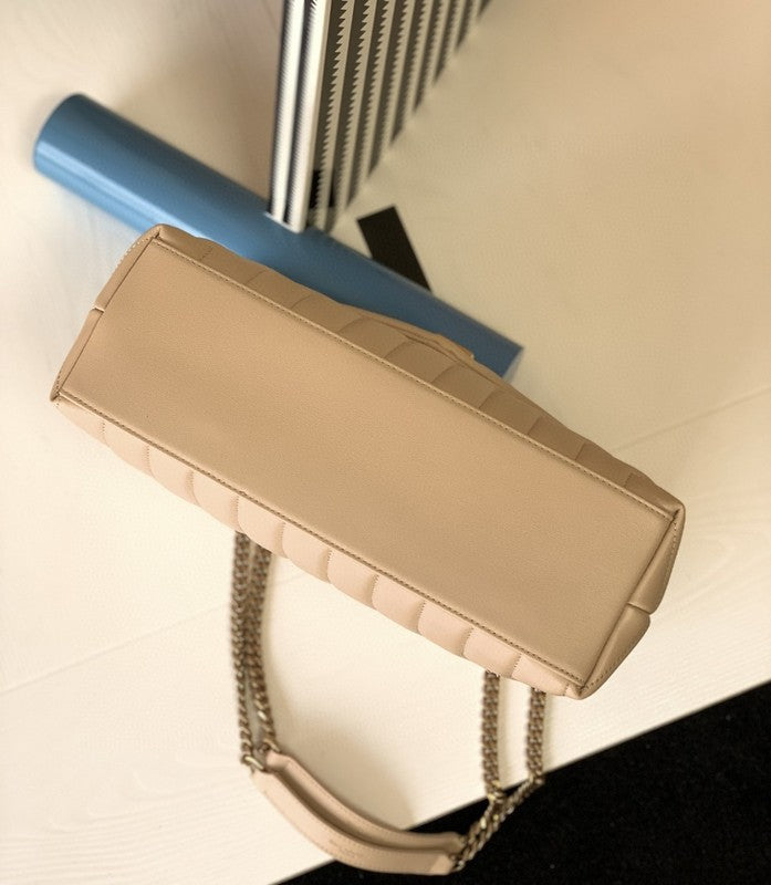 Luxurious Totes - Latest - 8572