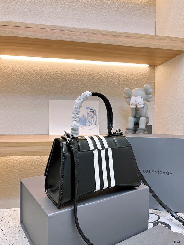 Luxurious Totes - BGA2 Bags - 284