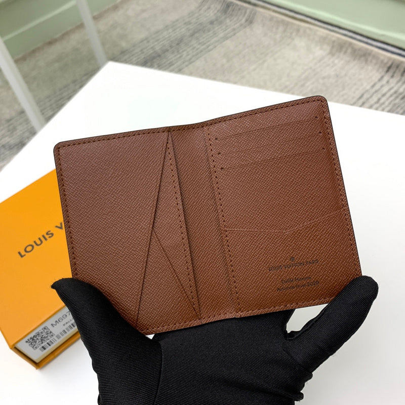 Luxurious Totes - Latest - 821