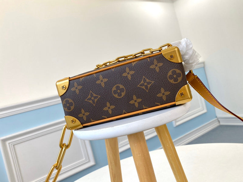 LOV - Luxurious Totes - 1940