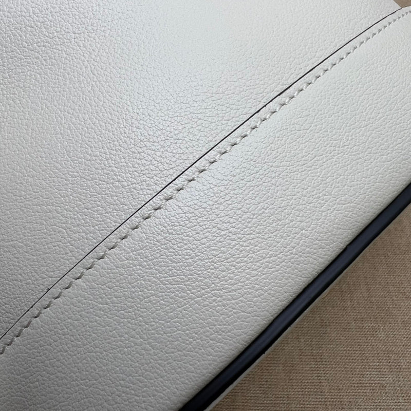 GUI - Luxurious Totes - 591