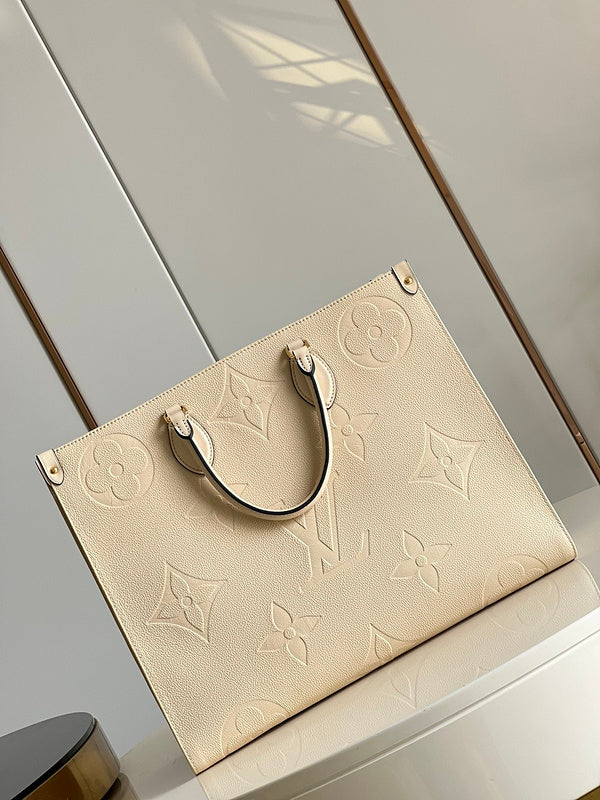 LOV - Luxurious Totes - 1883