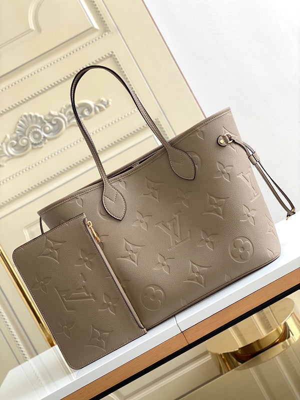 LOV - Luxurious Totes - 1672