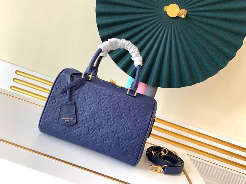 LOV - Luxurious Totes - 064