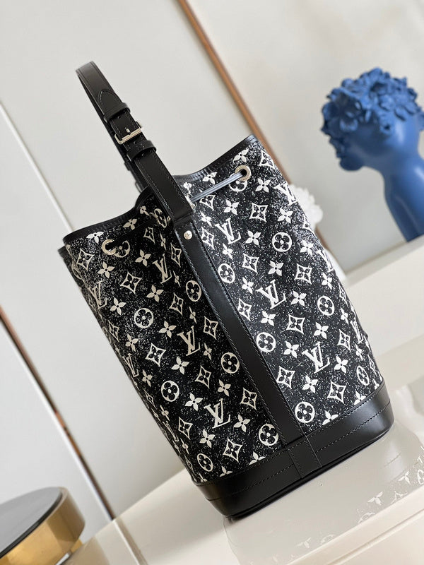 LOV - Luxurious Totes - 1319