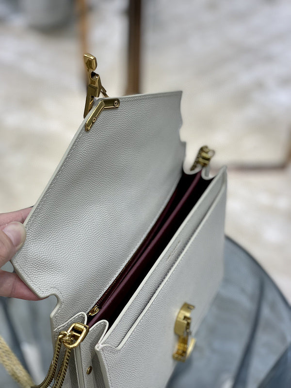 Luxurious Totes - Latest - 8915
