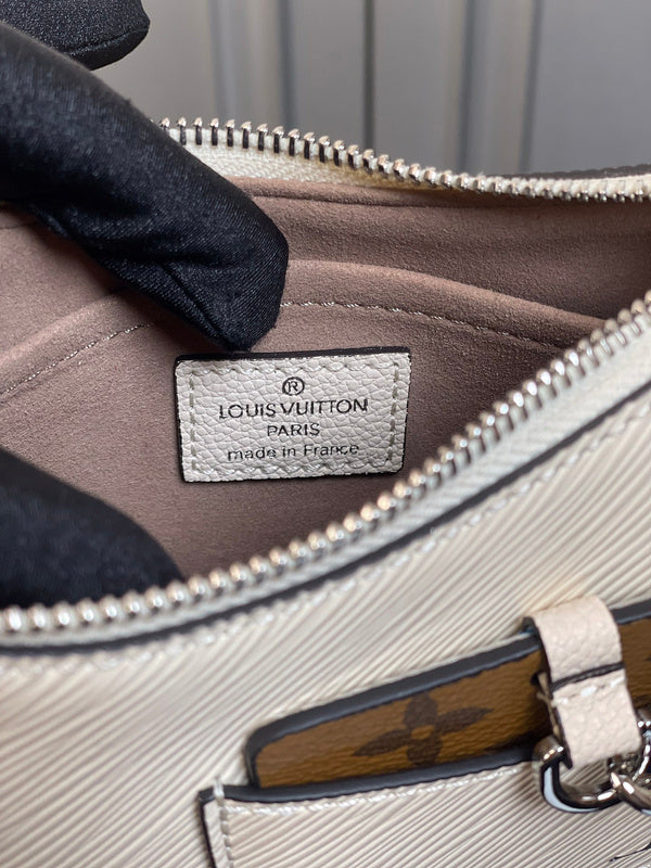 LOV - Luxurious Totes - 708