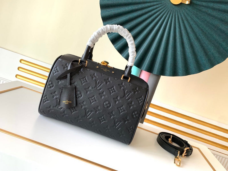 LOV - Luxurious Totes - 066