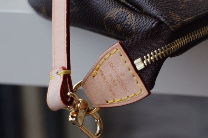 Luxurious Totes - Latest - 2696