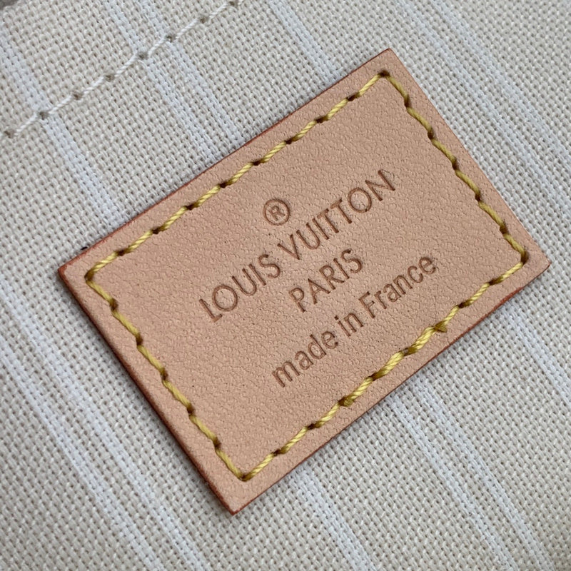 LOV - Luxurious Totes - 2447