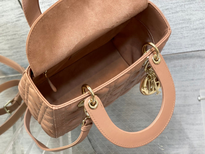 Luxurious Totes - Latest - 6235