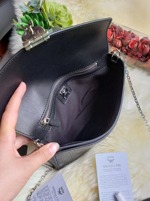 Luxurious Totes - Latest - 7883