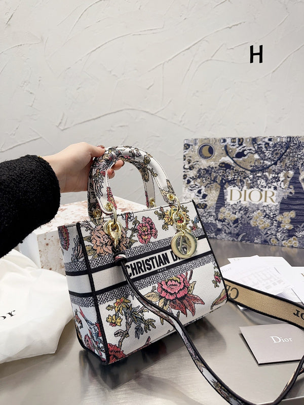 Luxurious Totes - DOR2 Bags - 223