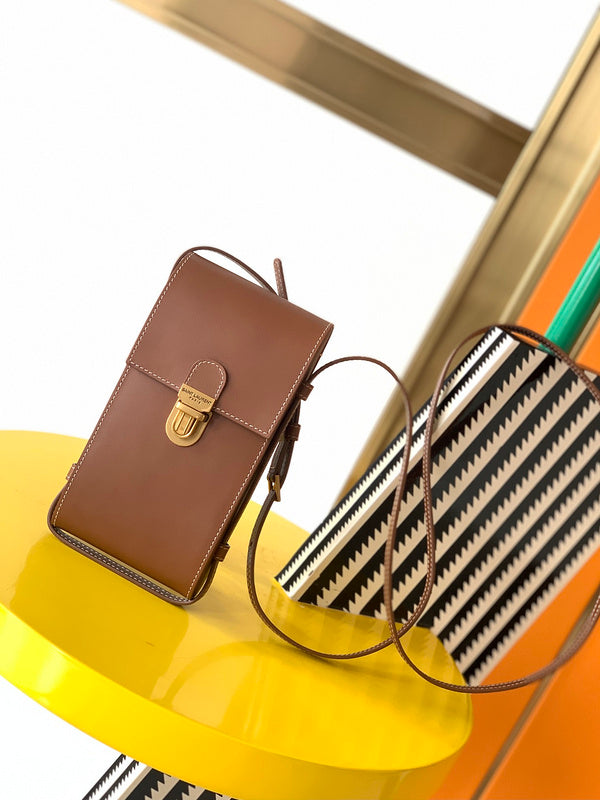 Luxurious Totes - Latest - 8616