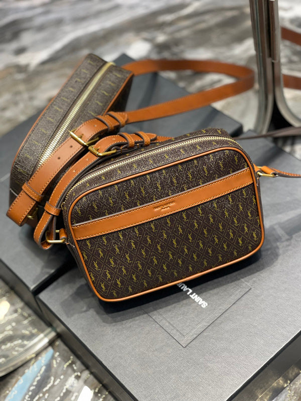 LOV - Luxurious Totes - 469