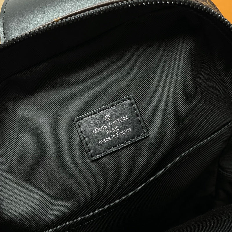 LOV - Luxurious Totes - 2320
