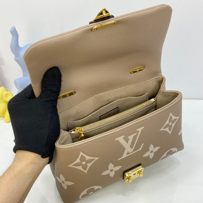 LOV - Luxurious Totes - 1522