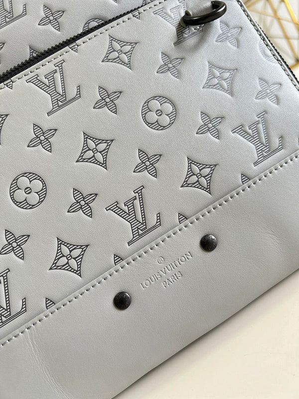 LOV - Luxurious Totes - 1550