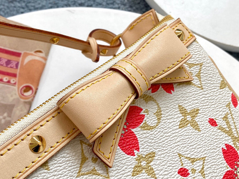 Luxurious Totes - Latest - 2687