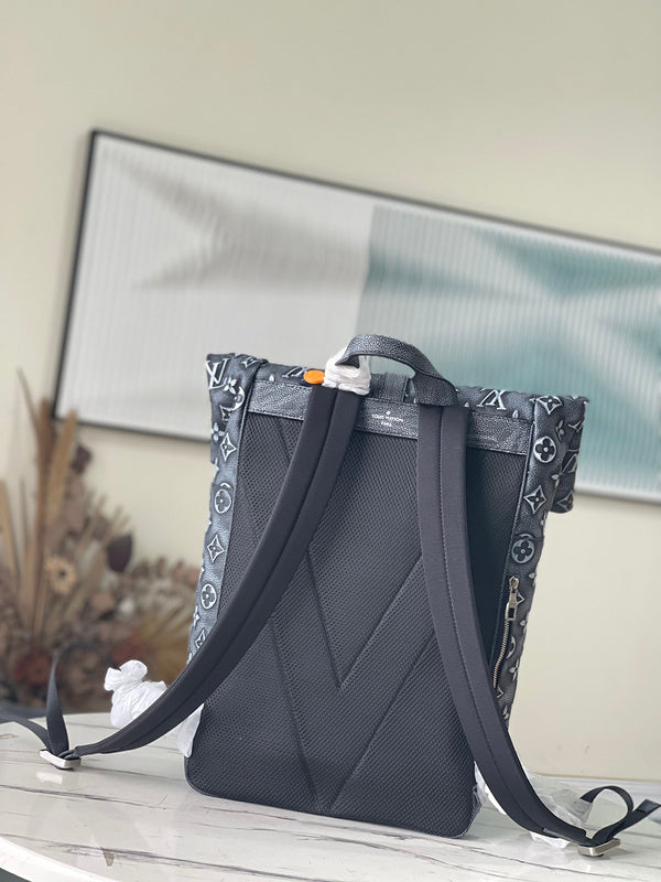 LOV - Luxurious Totes - 948