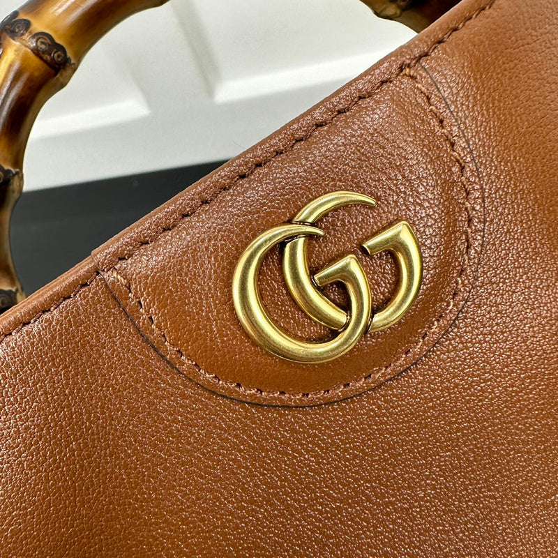 GUI - Luxurious Totes - 277