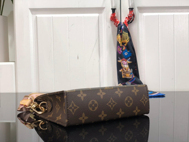 LOV - Luxurious Totes - 1809