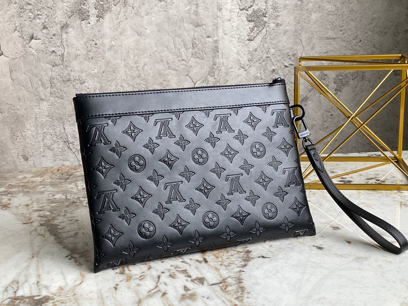 LOV - Luxurious Totes - 1382