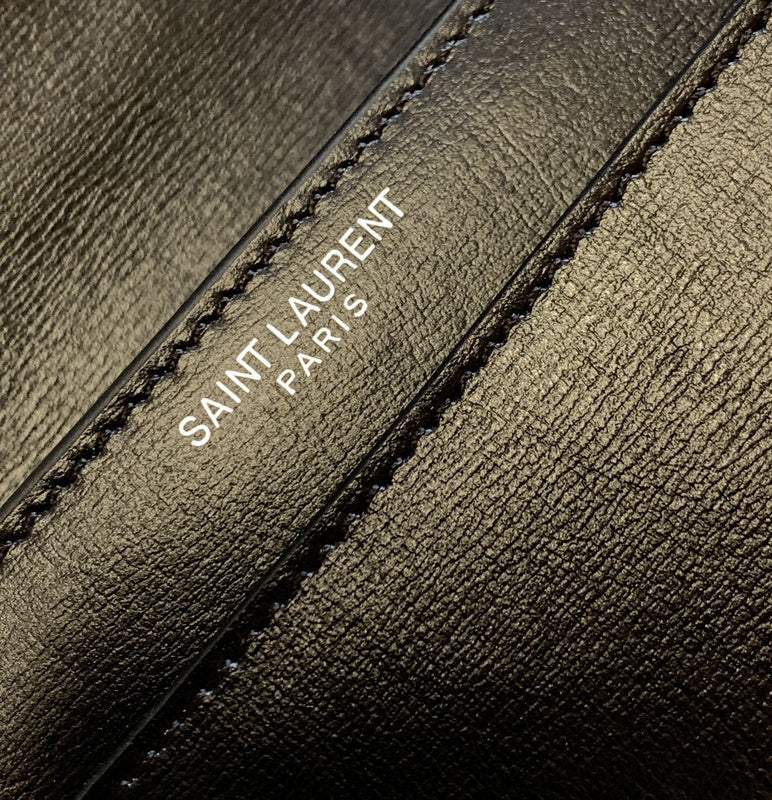 Luxurious Totes - Latest - 8881