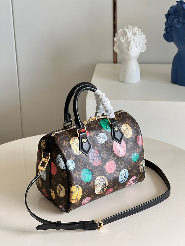 LOV - Luxurious Totes - 1996