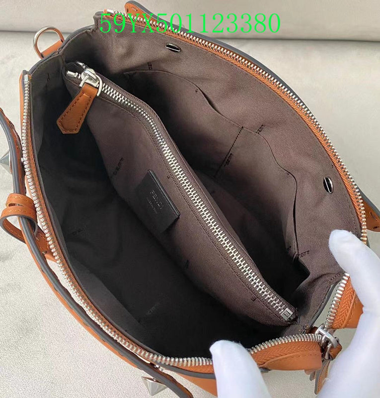 GC - Shoulder - 3499