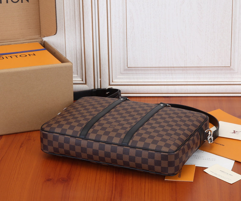 LOV - Luxurious Totes - 2550