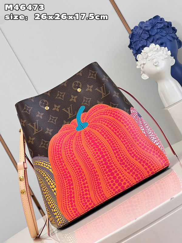 LOV - Luxurious Totes - 306