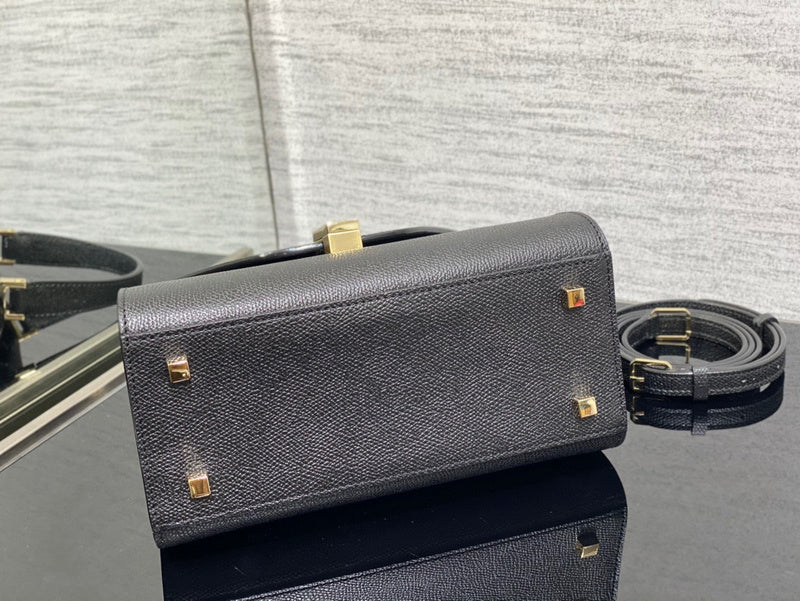Lux-Totes - HMS Bags - 005