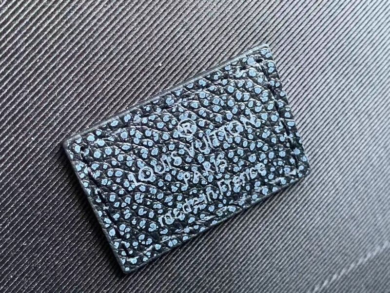 LOV - Luxurious Totes - 778