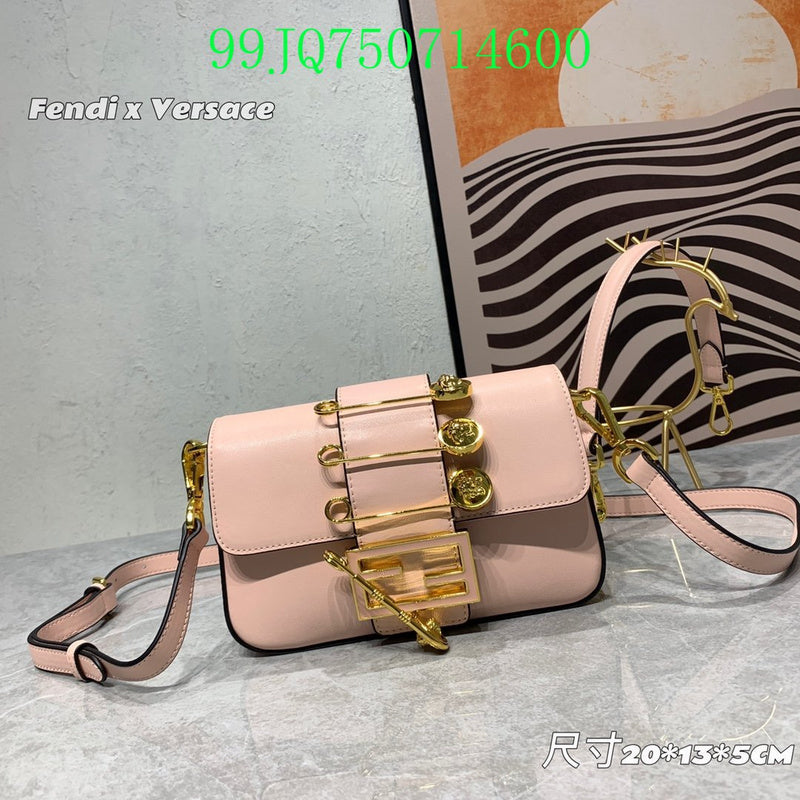GC - Shoulder - 3352