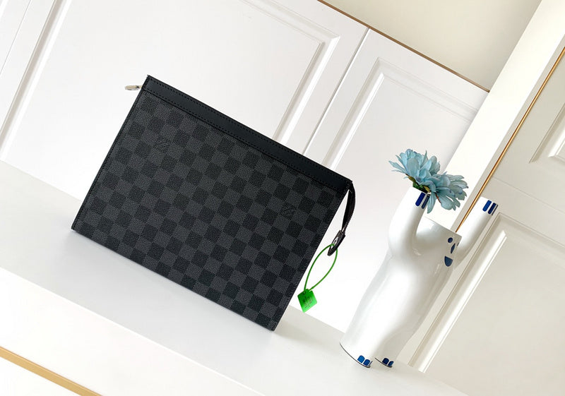 LOV - Luxurious Totes - 1734