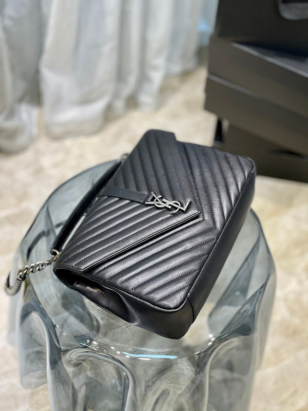 Luxurious Totes - Latest - 8412