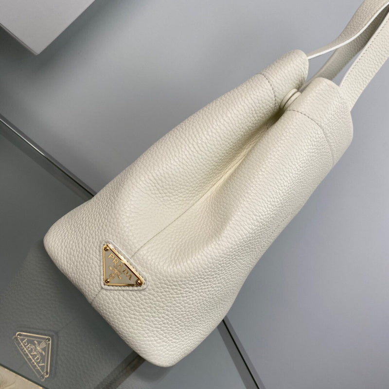 Luxurious Totes - Latest - 4517