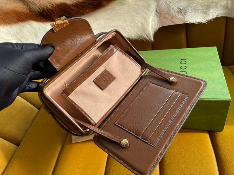 GUI - Luxurious Totes - 725