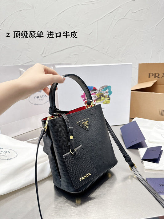 Luxurious Totes - PDA3 Bags - 228