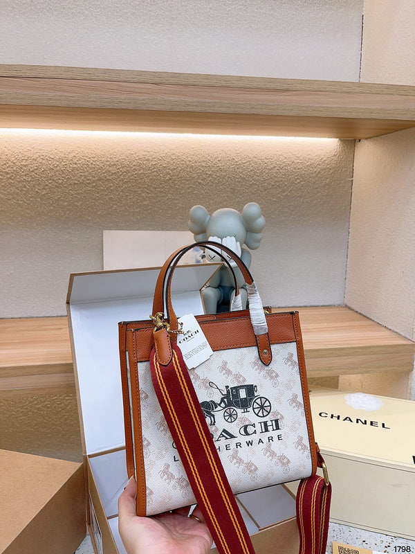 Luxurious Totes - CCH2 Bags - 014