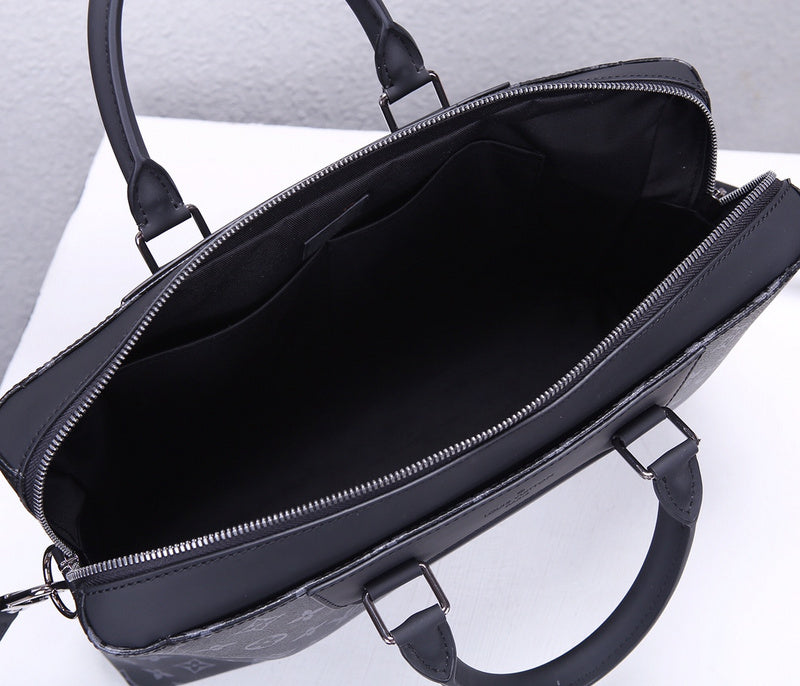 LOV - Luxurious Totes - 2556