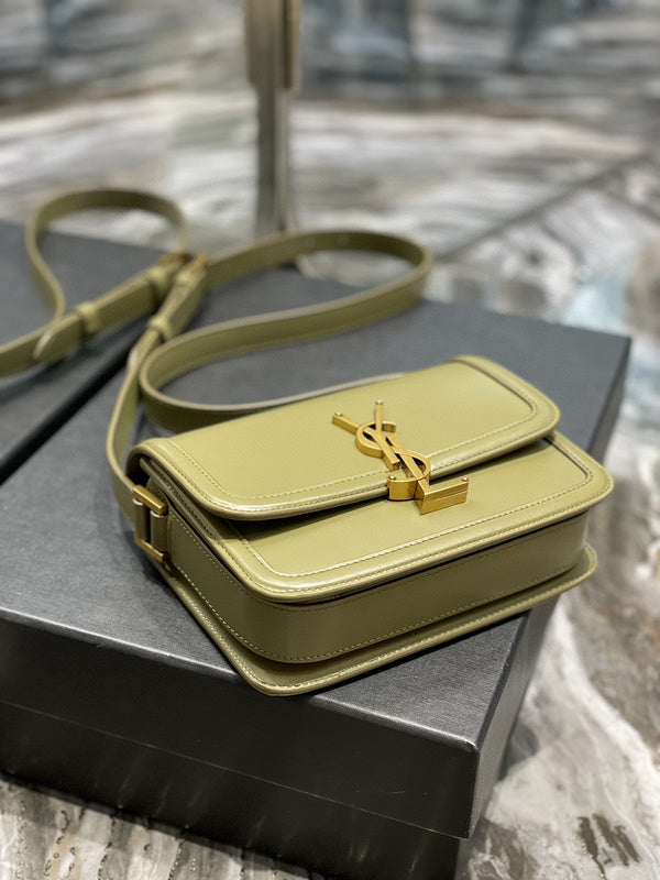 Luxurious Totes - Latest - 8830