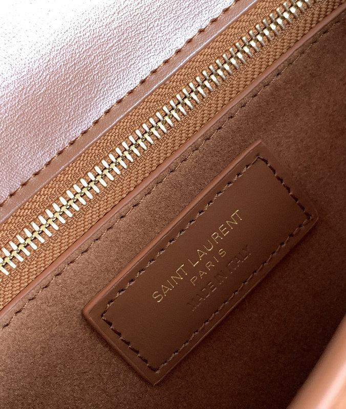 Luxurious Totes - Latest - 8833